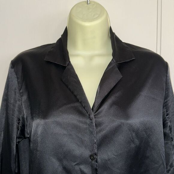 Victoria’s Secret black satin polyester long sleeve button front pajama top - Picture 2 of 9